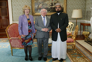 Shaykh-Umar-Al-Qadri-meets-irish-president